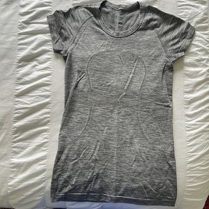 Lululemon Swiftly Tech Short Sleeve Shirt